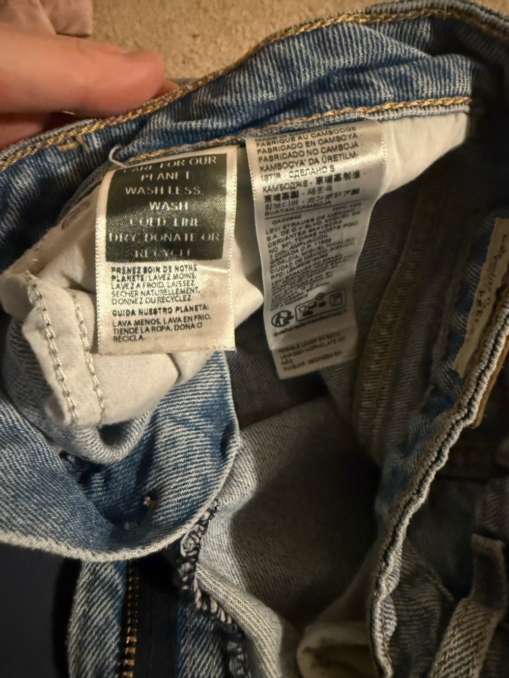 Levi's Low Loose Light Blue Ripped Wide-Leg Jeans Size 25/32 - Picture 10 of 11